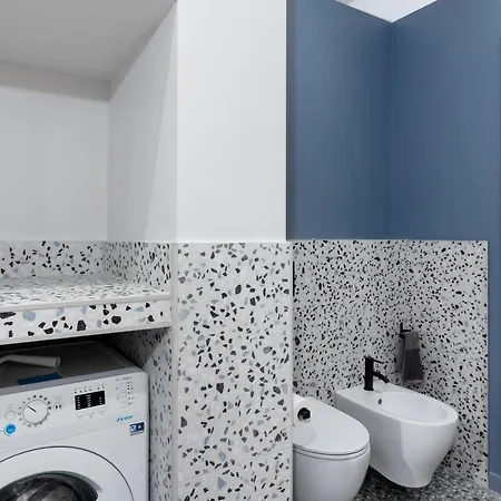 Centro Elegante E Moderno Bilocale Torino